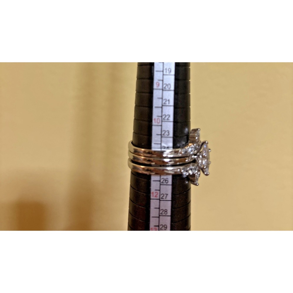 Silver Tone Marquise Ring w/ Jackets 3 Pc Set Size 11 by Avon No Box - Picture 6 of 6